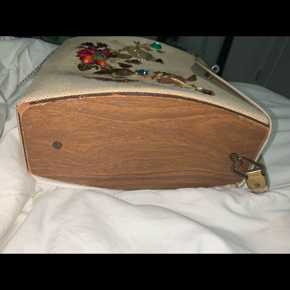 VINTAGE! - Picture 3 of 4